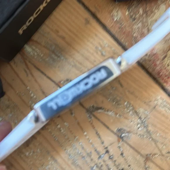 ROCKWELL men’s watch.  Like new.  White and silver - Picture 6 of 8